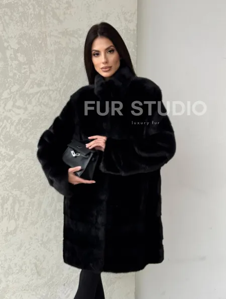 Норковая шуба в черном цвете воротник стойка - фото 9