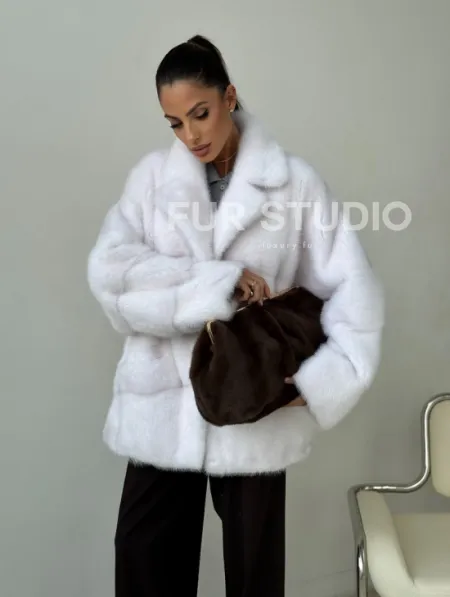 Белый норковый полушубок - фото 10