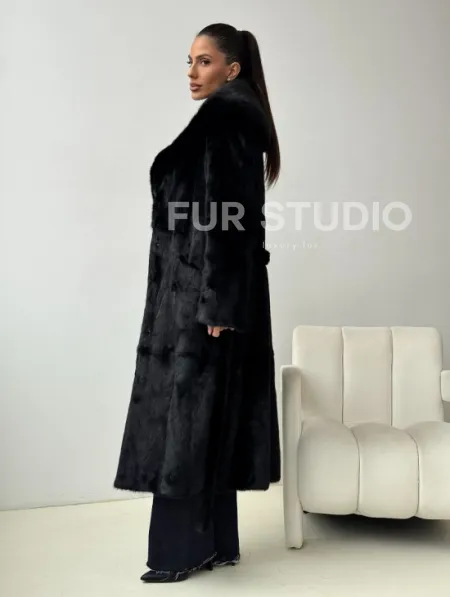 Черная норковая шуба с капюшоном - фото 7