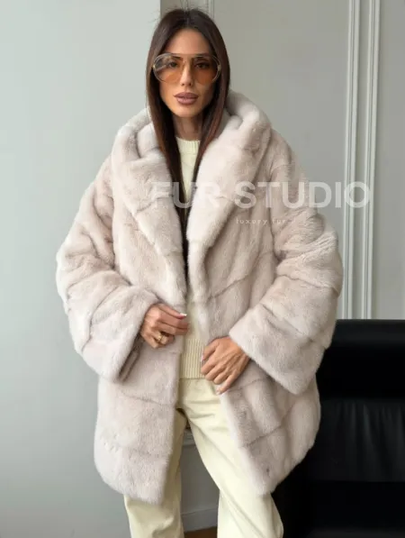 Норковая шуба с капюшоном -  