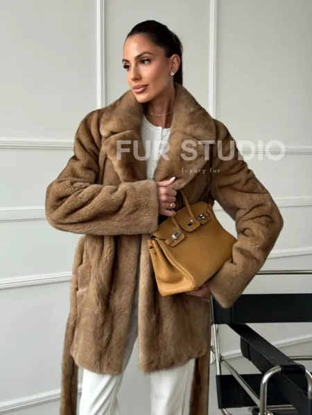 Полушубок норковый пастель с меховым поясом - фото 0