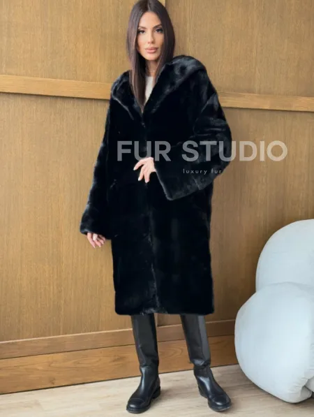 Черная норковая шуба с капюшоном - фото 5