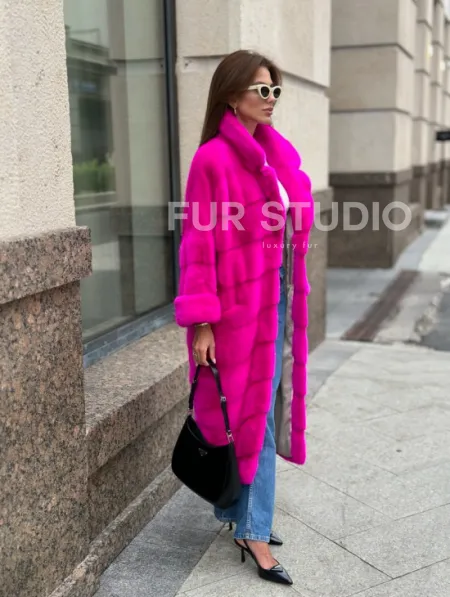 Розовая норковая шуба - фото 4