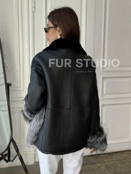 Дубленка с мехом чернобурки - цвет черный - фото 1