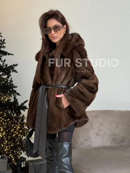 Норковый жакет с капюшоном, роспуск в цвете орех - фото 4