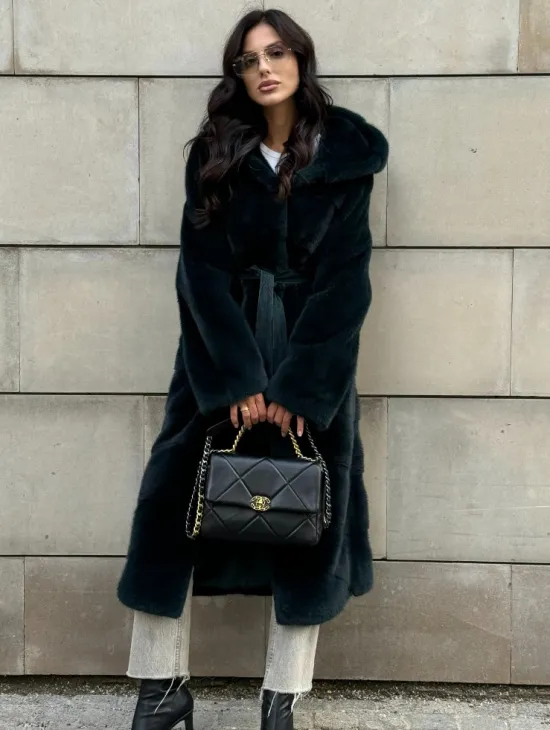 Шуба из аукционной норки NAFA с капюшоном - фото 8