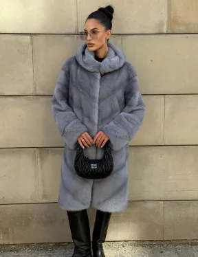 Шуба midi из меха норки с капюшоном, рукава трансформер - фото 10