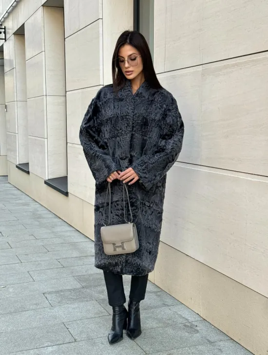 Меховое пальто из каракуля Graphite V-образный воротник - фото 7