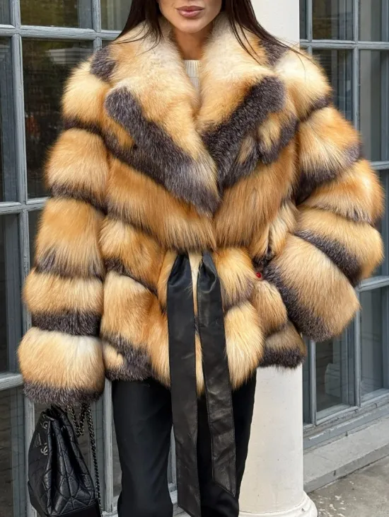 Шуба из меха лисы Golden-grey fox с английским воротником, с поясом - фото 5