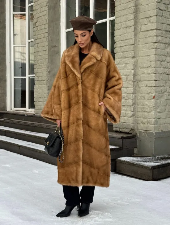 Женское меховое пальто оверсайз, стиль - Бохо из скандинавской норки GOLD - фото 10