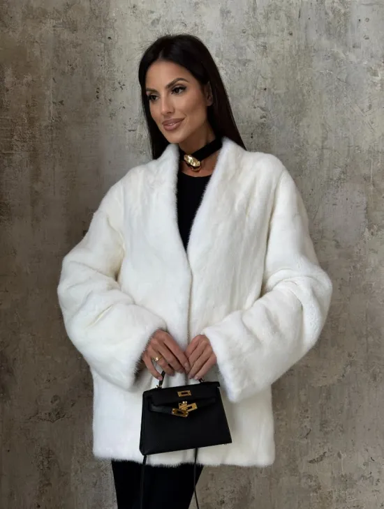 Белоснежный жакет - полушубок из меха норки SAGA FURS - фото 11