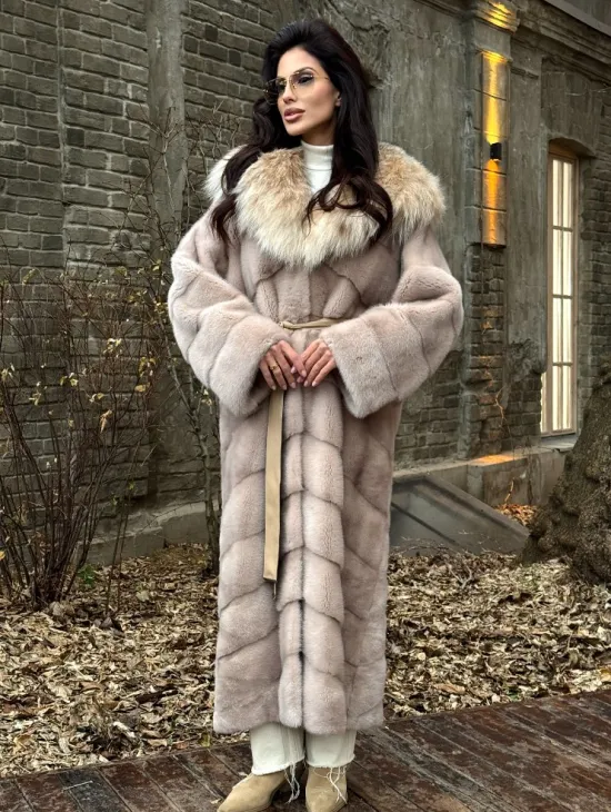 Шуба теплая из меха норки с капюшоном из натуральной рыси - фото 5