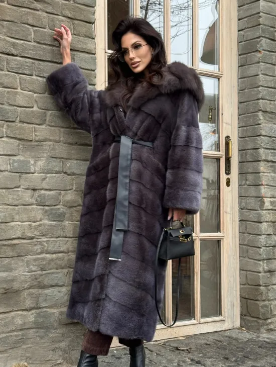 Удлиненная шуба из меха норки с капюшоном куница - фото 4