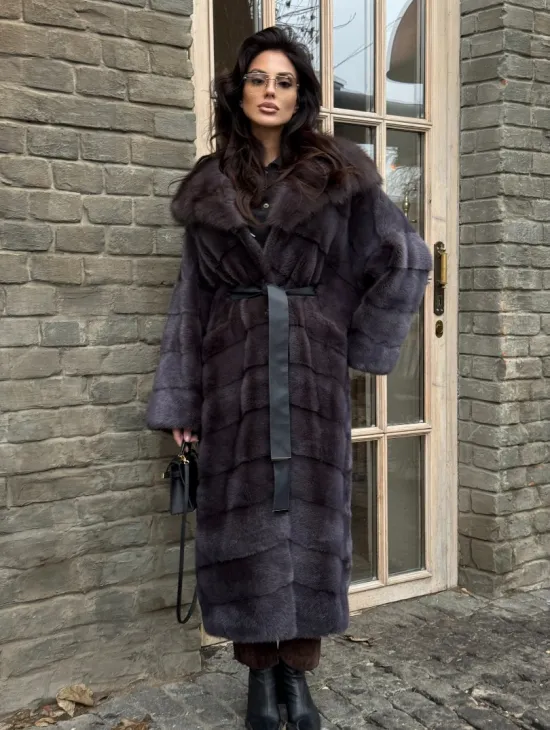Удлиненная шуба из меха норки с капюшоном куница - фото 6