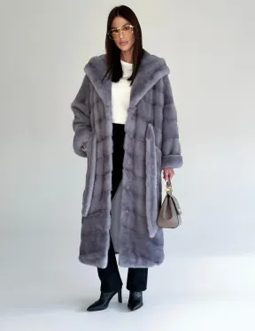 Удлиненная норковая шуба - кимоно с капюшоном - фото 0