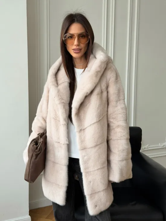 Норковая шуба с капюшоном -  