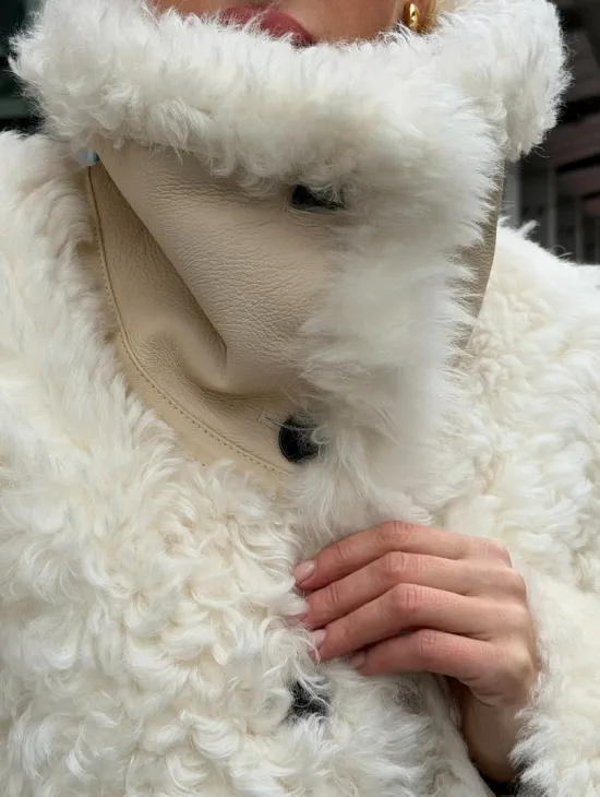 Белая шубка из тиградо - фото 1