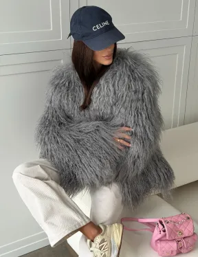 Серая шуба из натурального меха ламы - фото 5