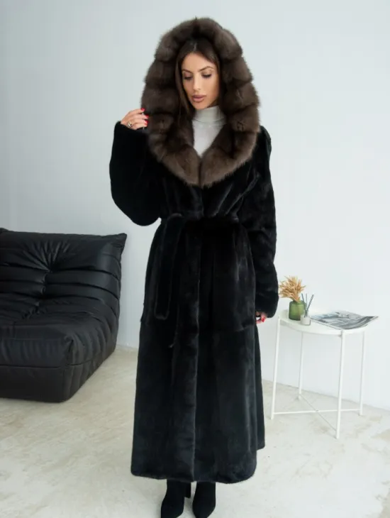 Норка BLACKGLAMA, пластины с капюшоном из меха куницы - фото 0